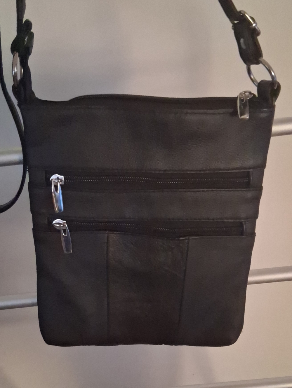 Black Leather Crossbody Bag for Women - Classic Everyday Carry